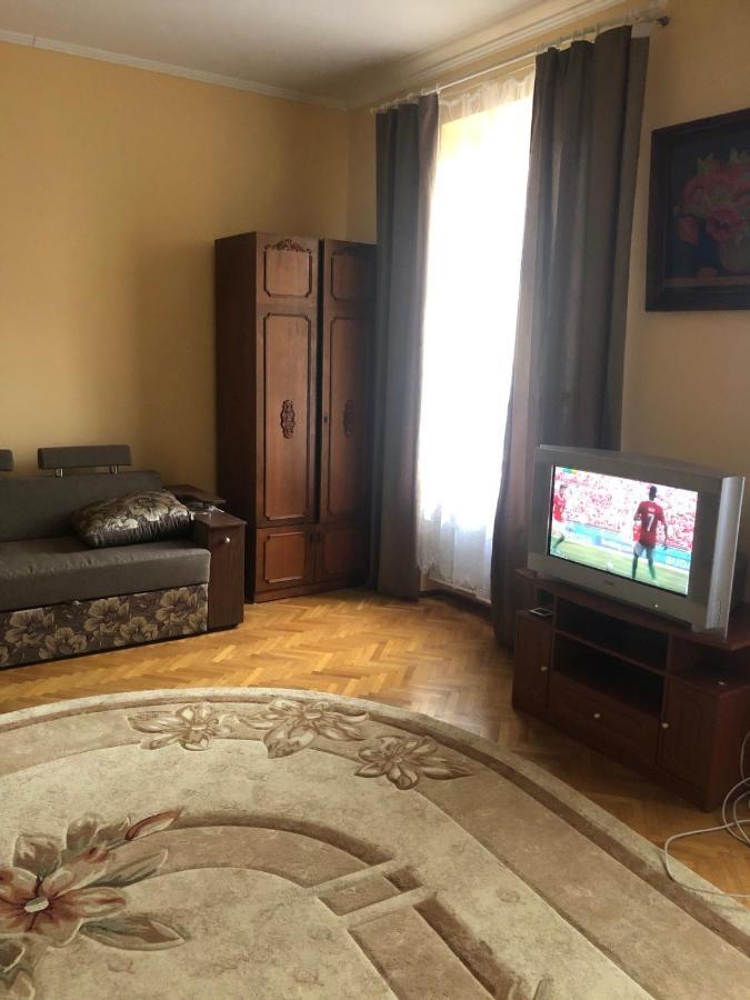 Old Town Flat Мукачево Экстерьер фото